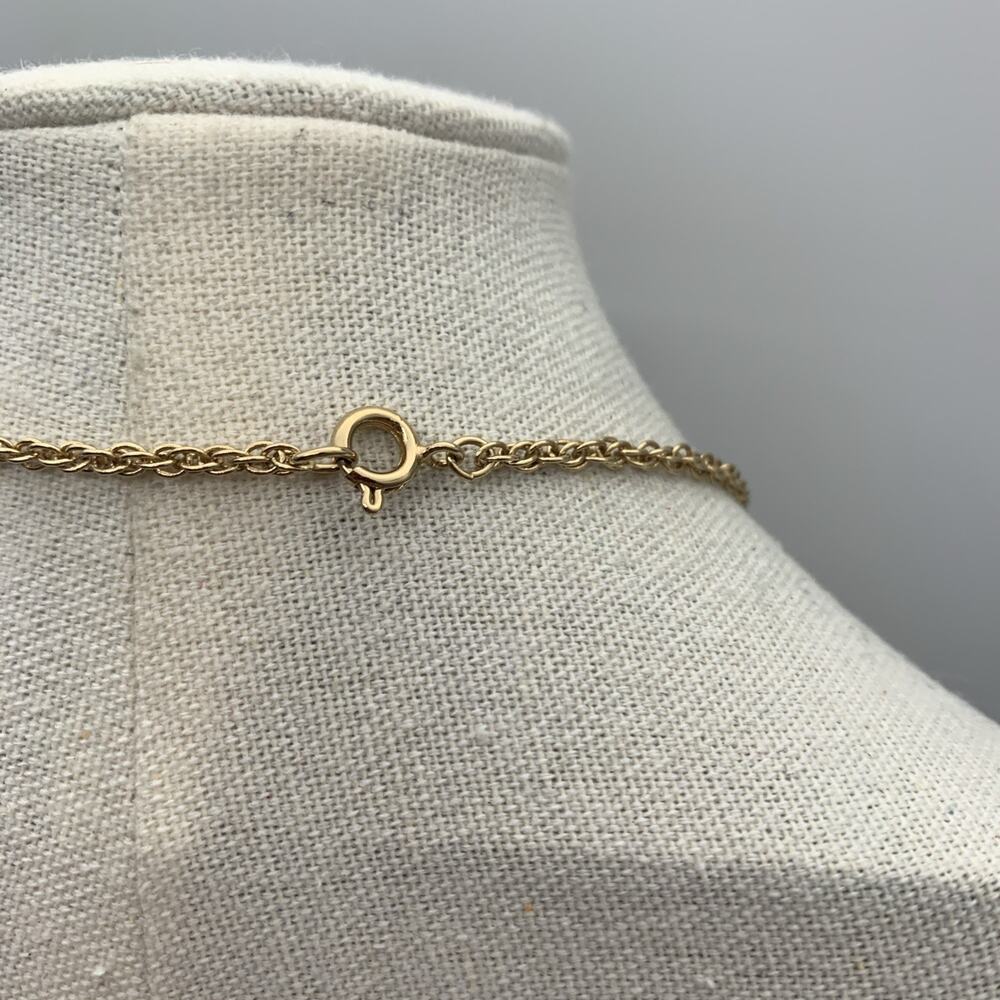 Vintage Avon Gold Tone Starfish Pendant Necklace - image 6